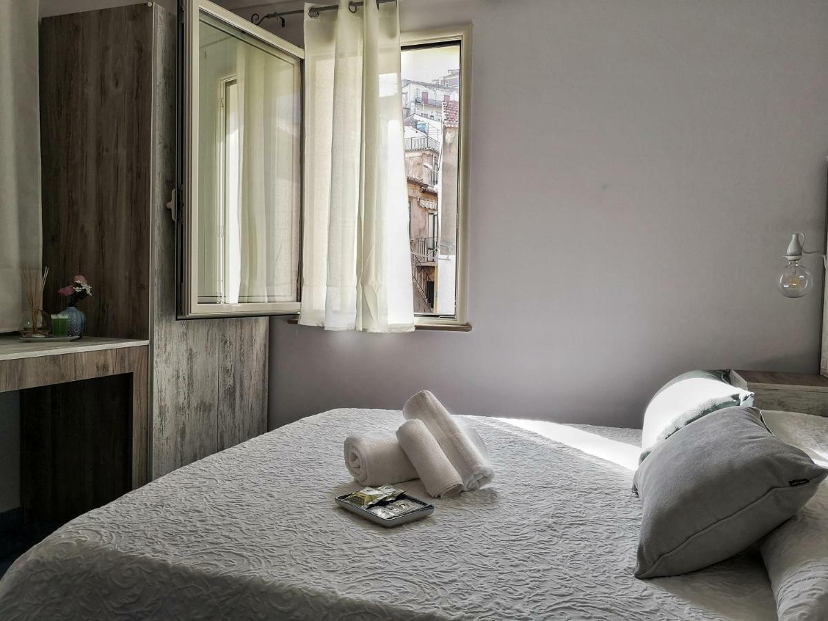Hotel A Casa Di Noemi à Pizzo  Extérieur photo